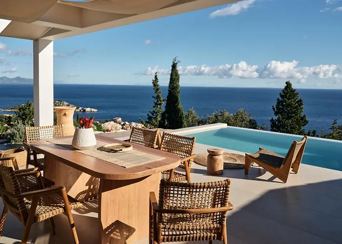 Thelxi\'S Suite I - Brand New Seaview Suite!