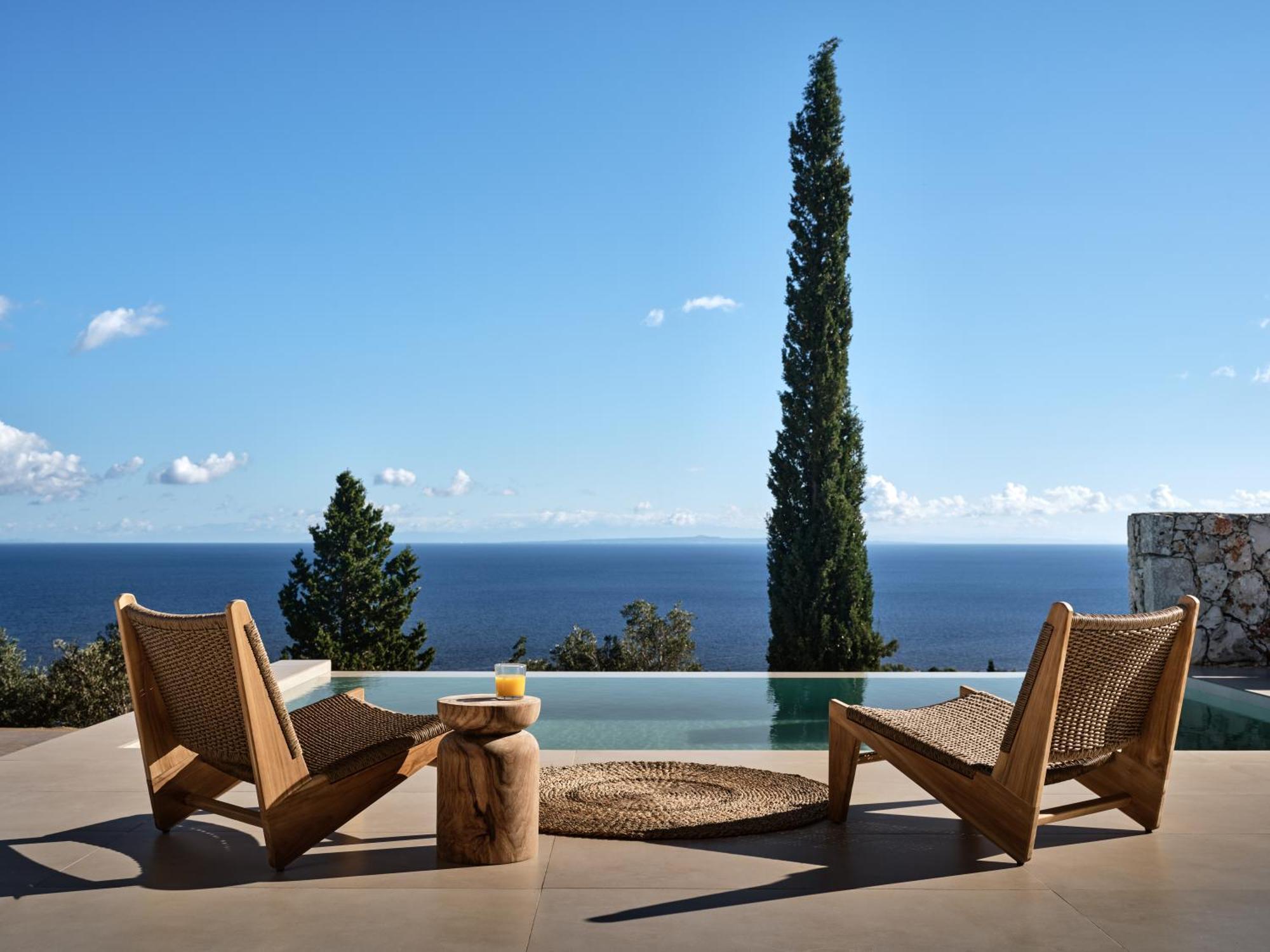 Villa Thelxi's I - Brand New Seaview Suite!